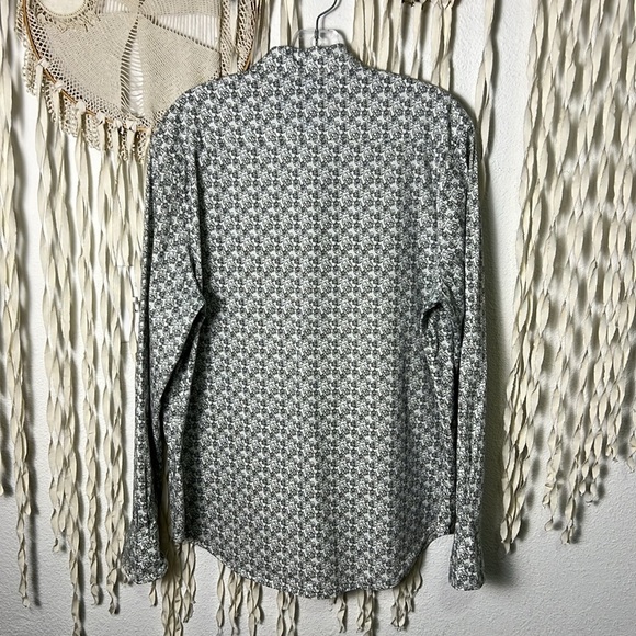 Robert Graham Black and White Skull Print Long Sleeve Button Down Dress Shirt L - Picture 7 of 12